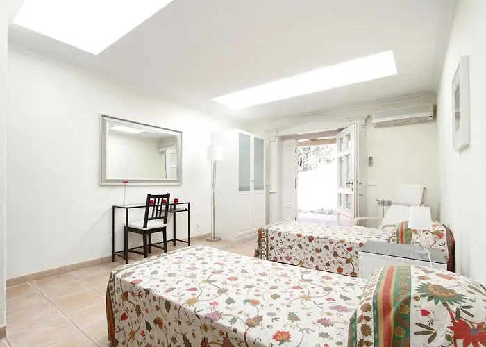 ヴィラ Magnificent Modern With Sauna By Renthousing *