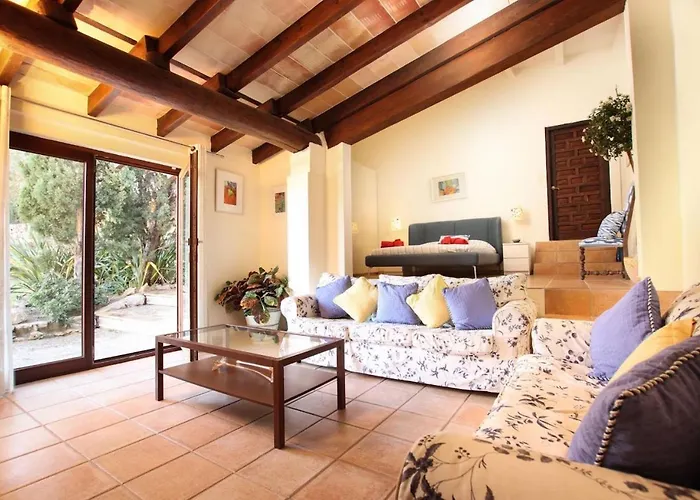 Magnificent Modern With Sauna By Renthousing * ポレンサ