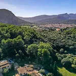 Magnificent Modern With Sauna By Renthousing 别墅