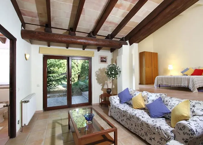 Magnificent Modern With Sauna By Renthousing *